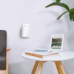 Picture of TP LINK AC750 WIFI RANGE EXTENDER RE200