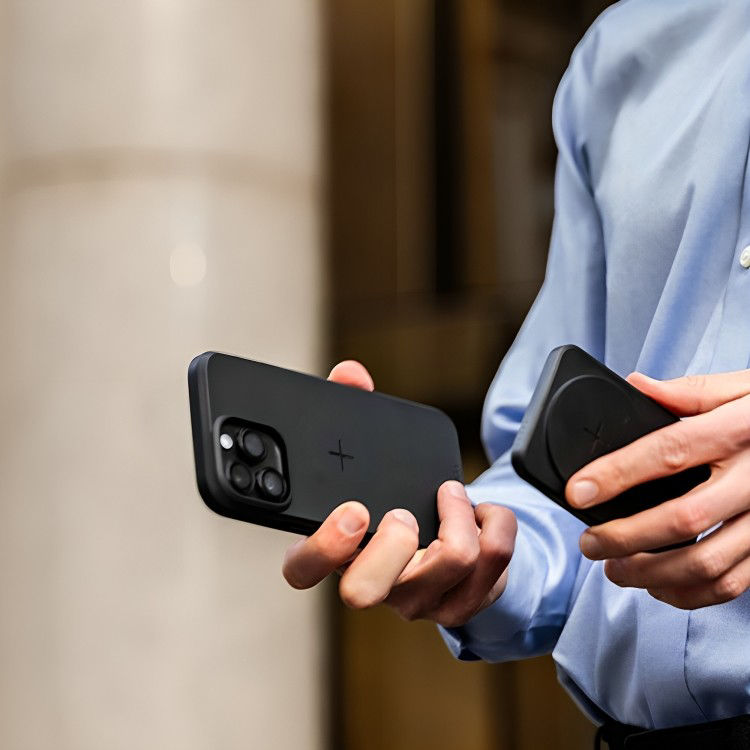 صورة Cygnett MagStation 2in1 Mag powerbank & Charg dock