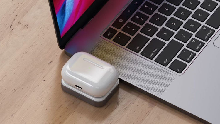 صورة SATECHI USB-C WIRELESS CHARGING DOCK FOR AIRPODS