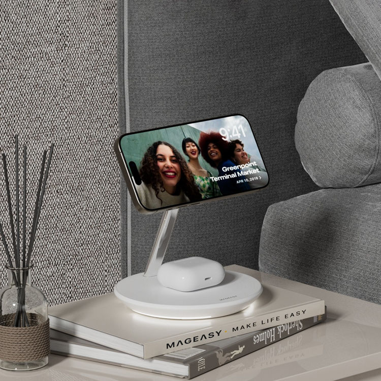 Picture of Mageasy PowerStation 5 in 1 Magnetic Wireless Charging Stand - White